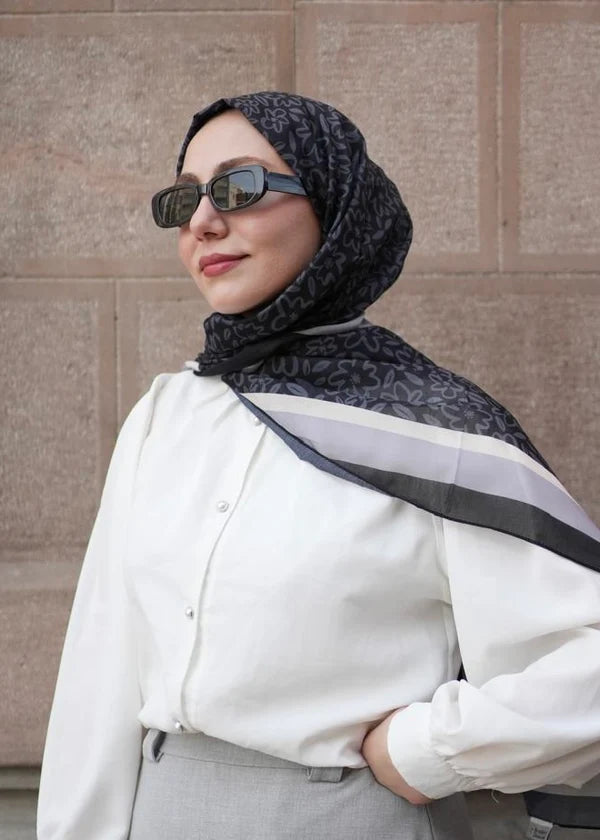 Flora Line Hijab - Black Gray