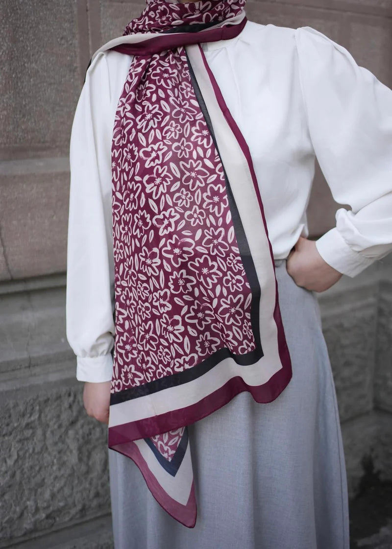 Flora Line Hijab - Burgundy