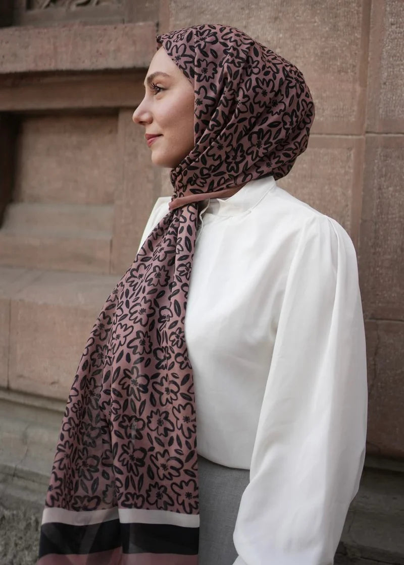 Flora Line Hijab - Brown
