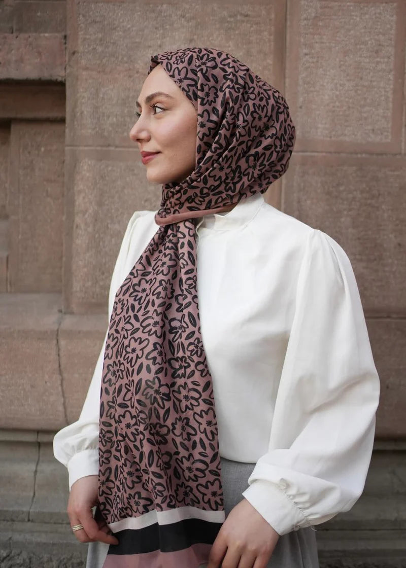 Flora Line Hijab - Brown