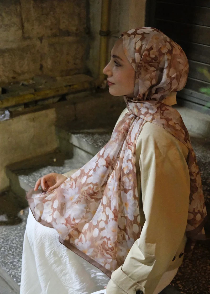 Garden Design Hijab - Milky Brown