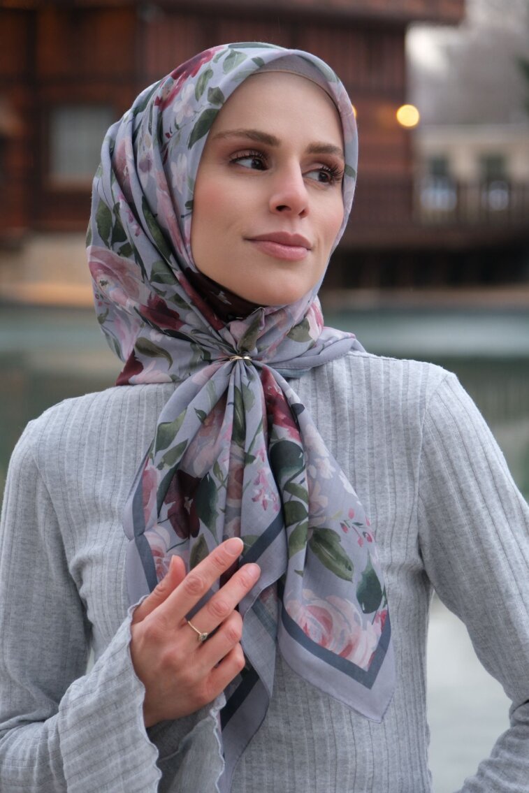 Florya Square Scarf - Gray