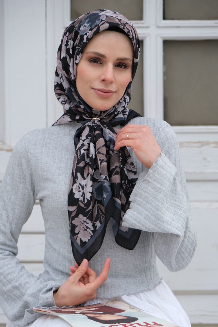 Florya Square Scarf - Black Beige