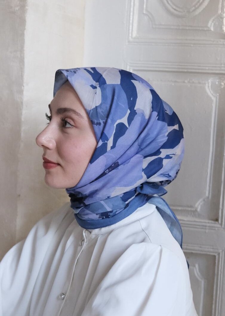 Maribel Square Scarf - Blue