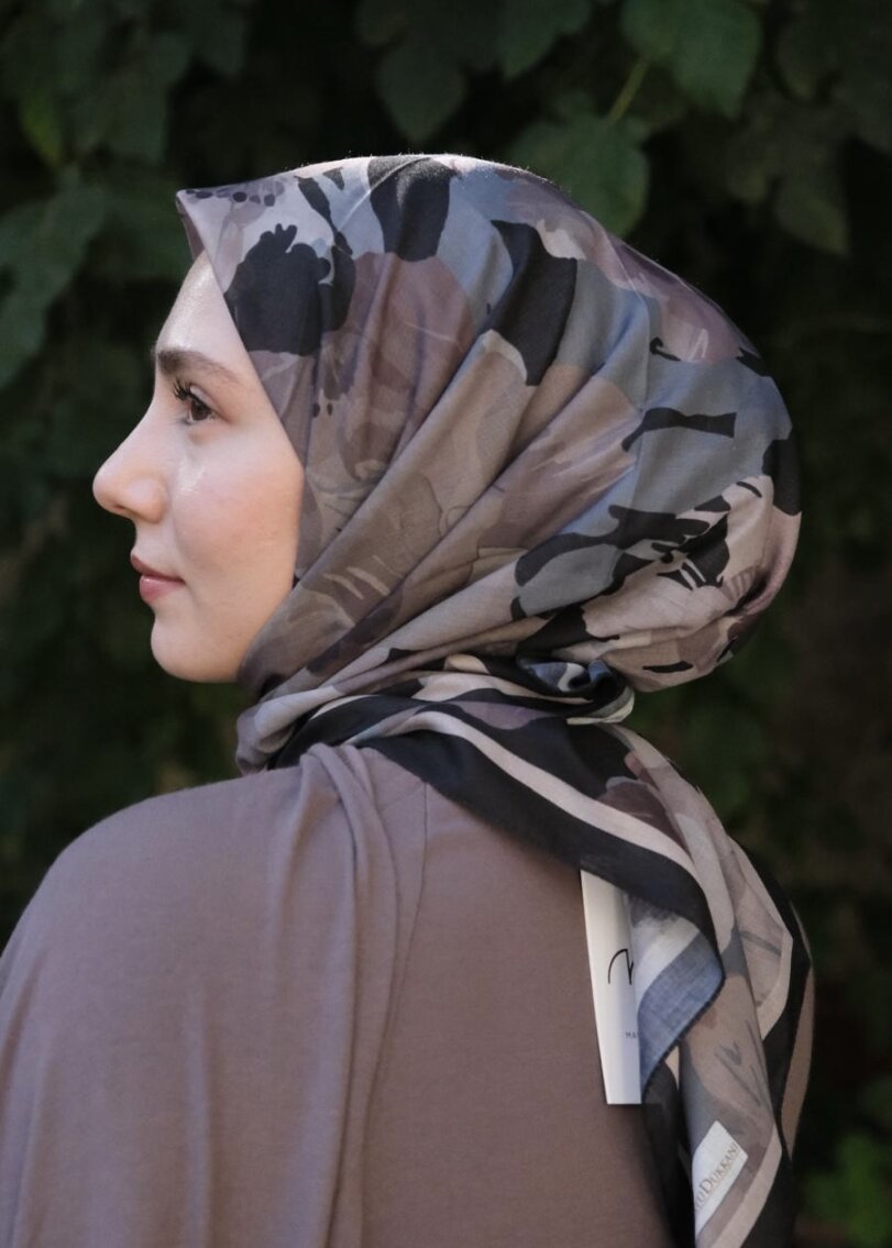 Maribel Square Scarf -  Black