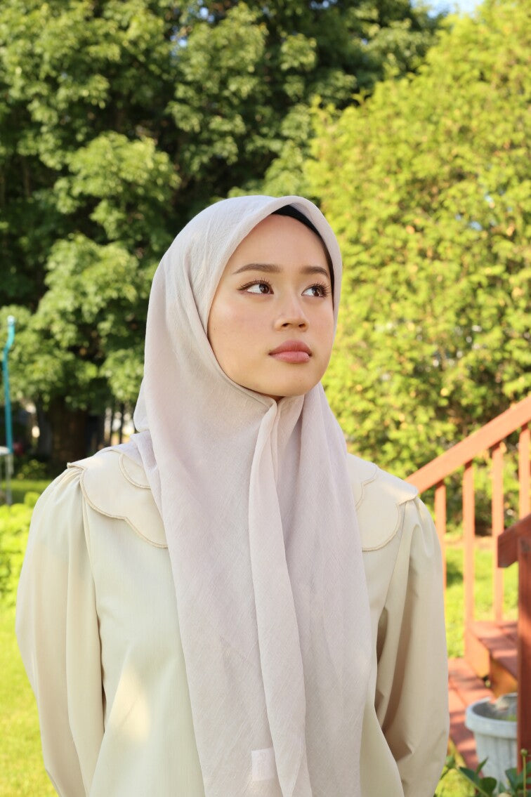 Relax Square Scarf -Light Gray