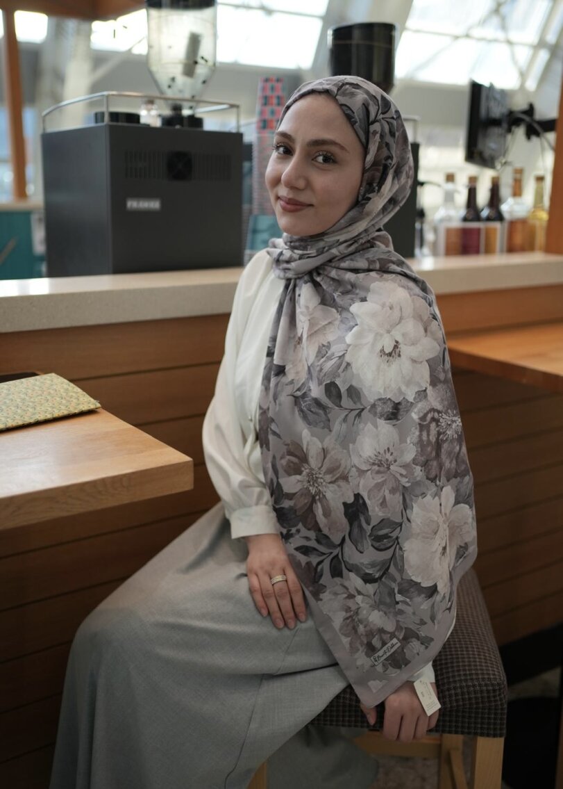 Velvet Bloom Hijab - Gray