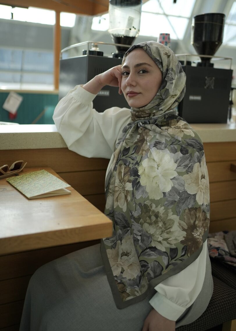 Velvet Bloom Hijab - Green
